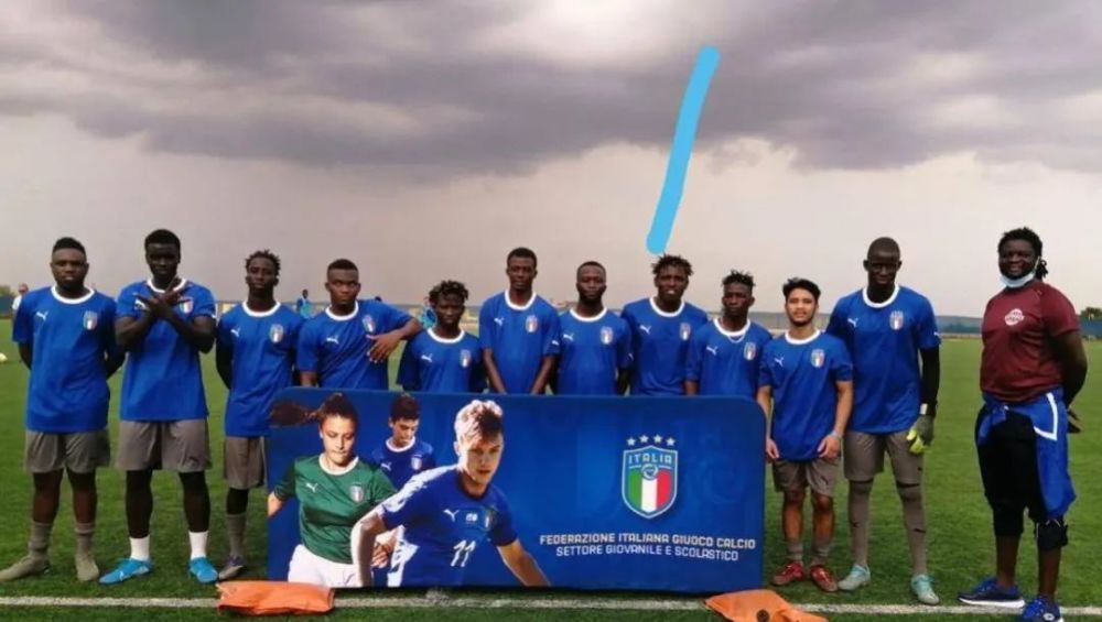  巴黎青训小将首秀破门，主帅称赞未来可期  