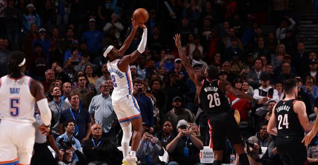  亚历山大准绝杀雷霆胜马刺  